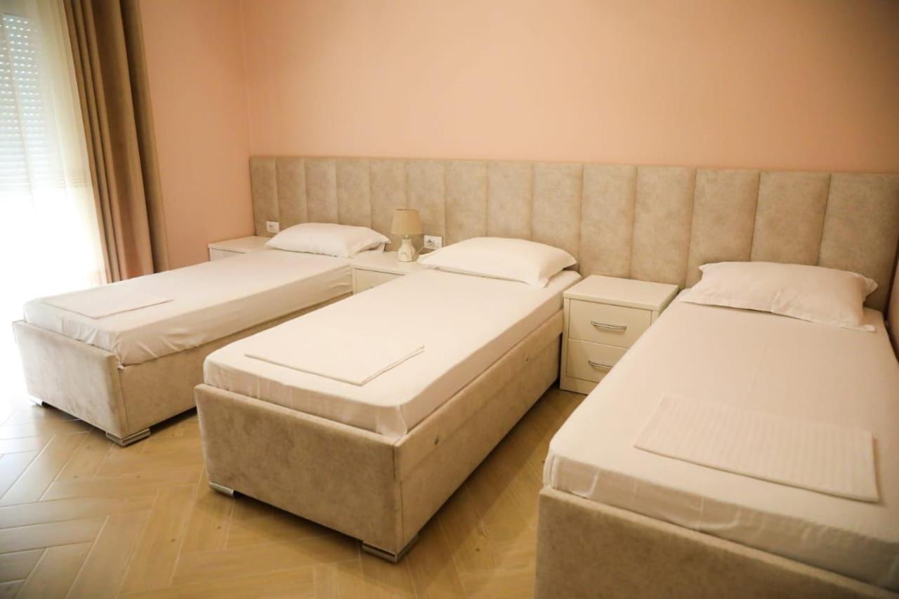 Merkaj Hotel Berat Extérieur photo