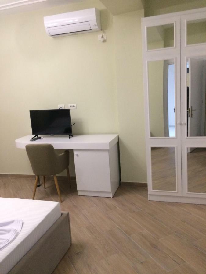 Merkaj Hotel Berat Extérieur photo