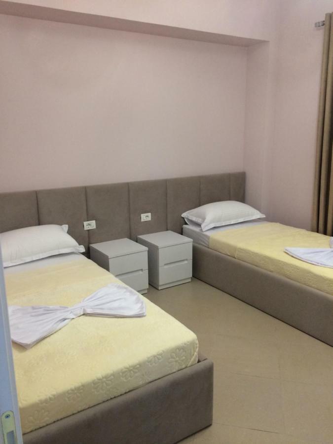 Merkaj Hotel Berat Extérieur photo