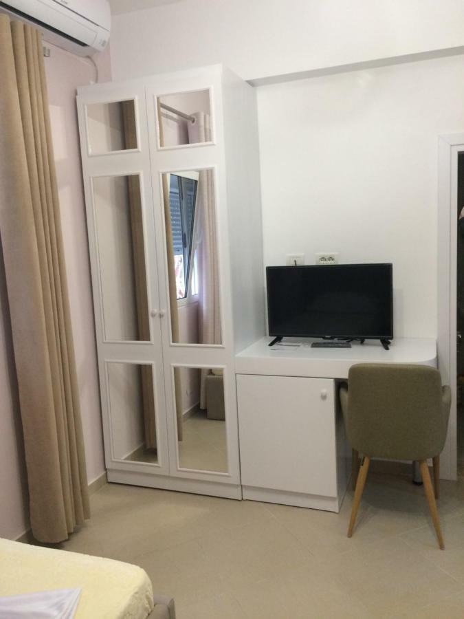 Merkaj Hotel Berat Extérieur photo