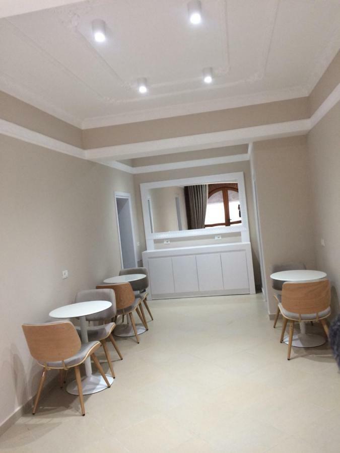 Merkaj Hotel Berat Extérieur photo